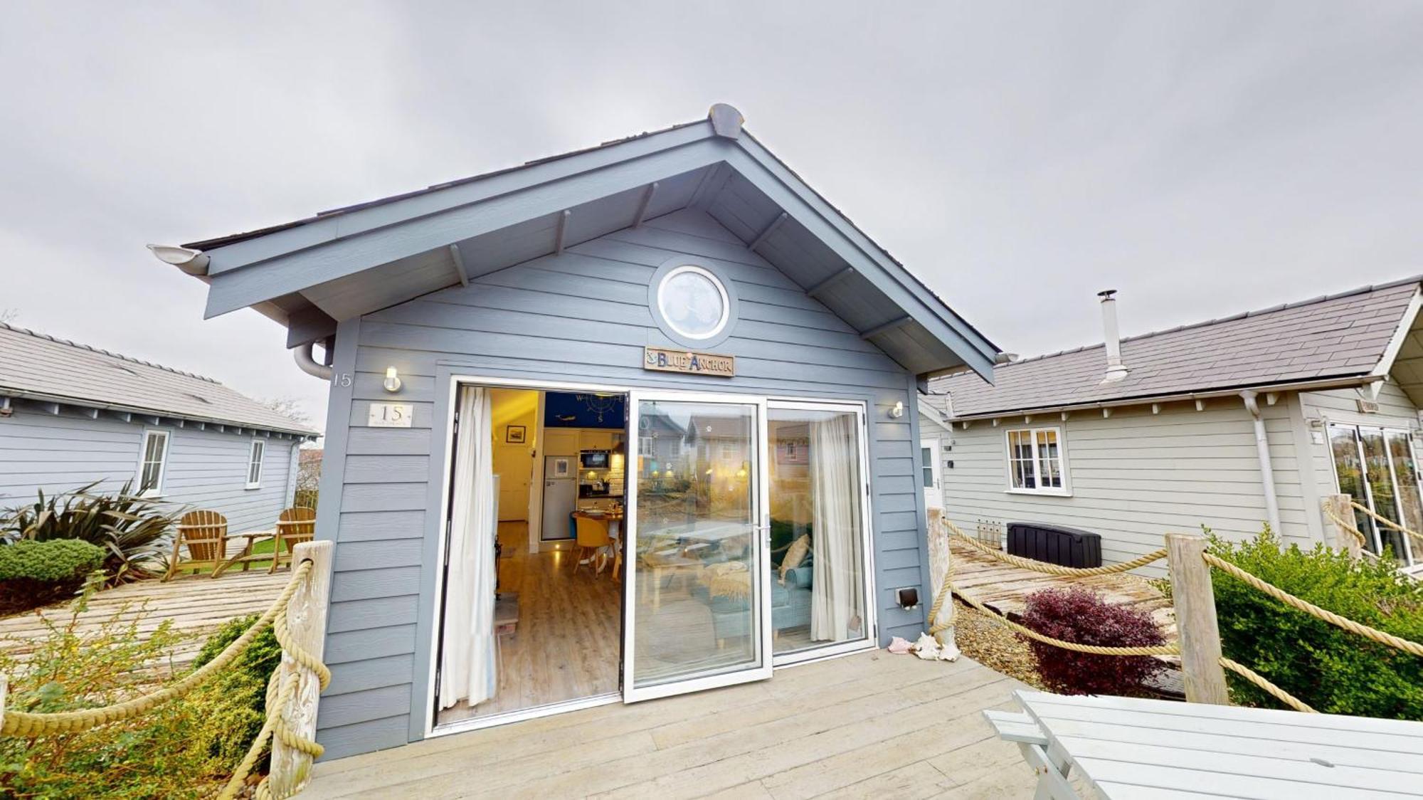 The Blue Anchor At The Bay Filey, Sleeps 4, 2 Dogs Welcome For Free Too * Filey