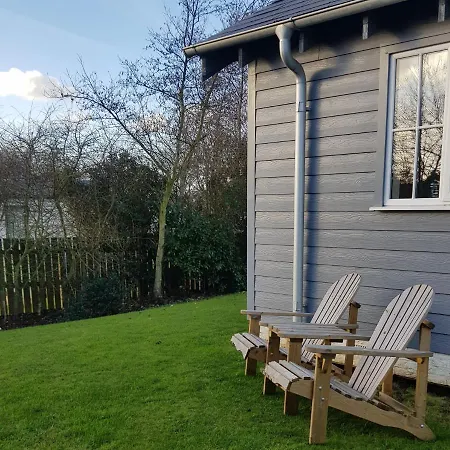 The Blue Anchor At The Bay Filey, Sleeps 4, 2 Dogs Welcome For Free Too Exterior photo